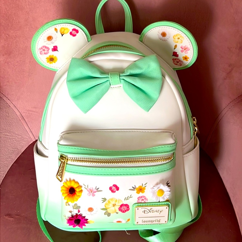 Disney Loungefly Spring bag NEVER used.